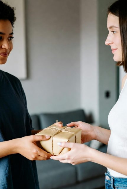 10 Gifts Students Actually Fall in Love With